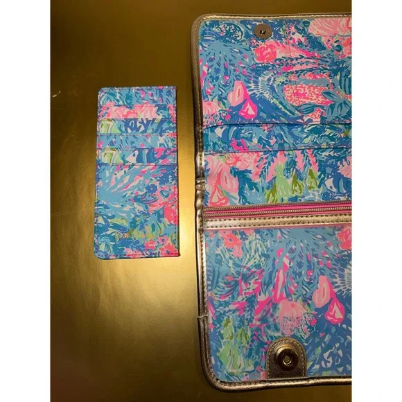 Lilly Pulitzer Fished My Wish Bi-Fold Travel Organizer‎ Floral Wallet Clutch - Picture 3 of 7